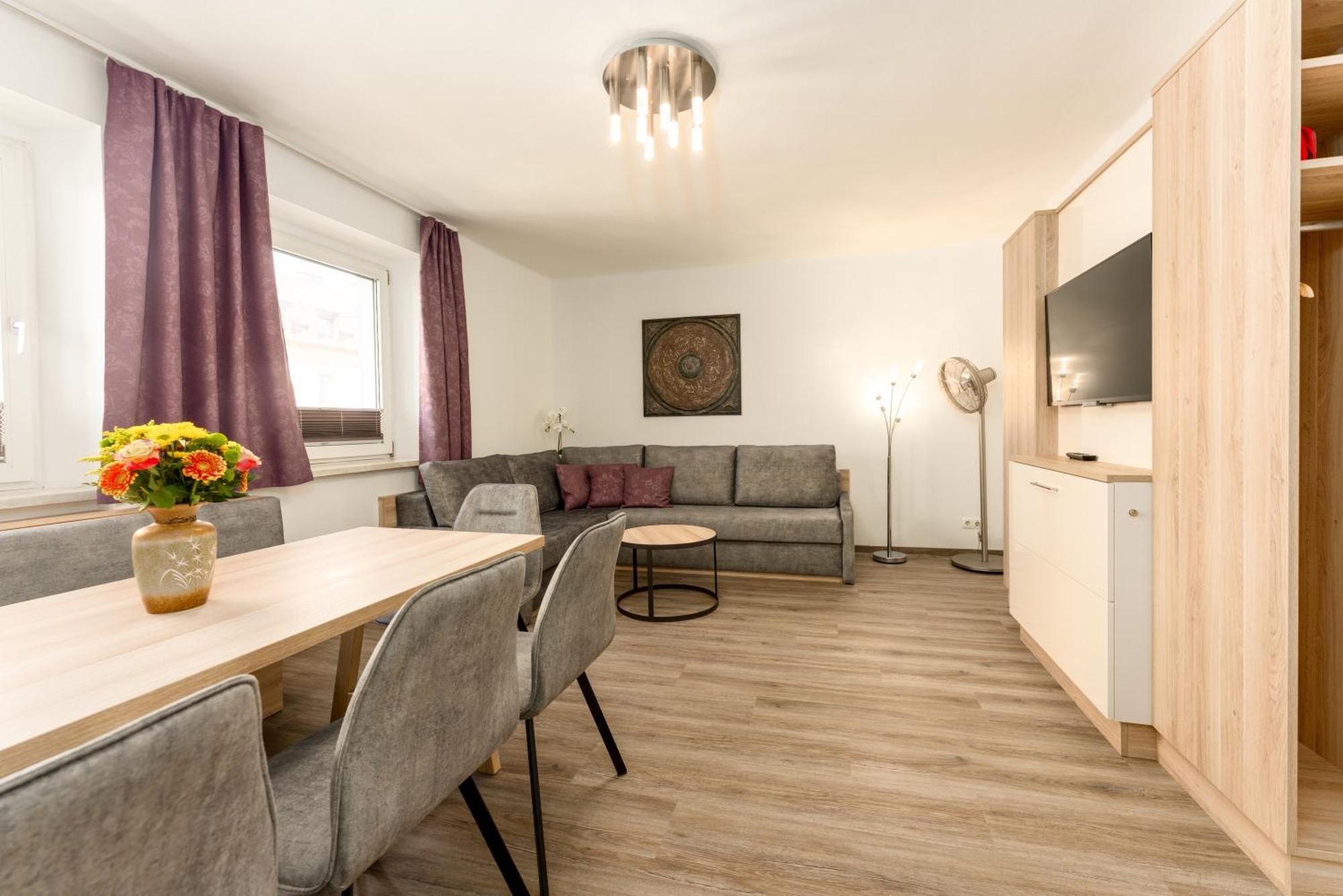 City Apartment *